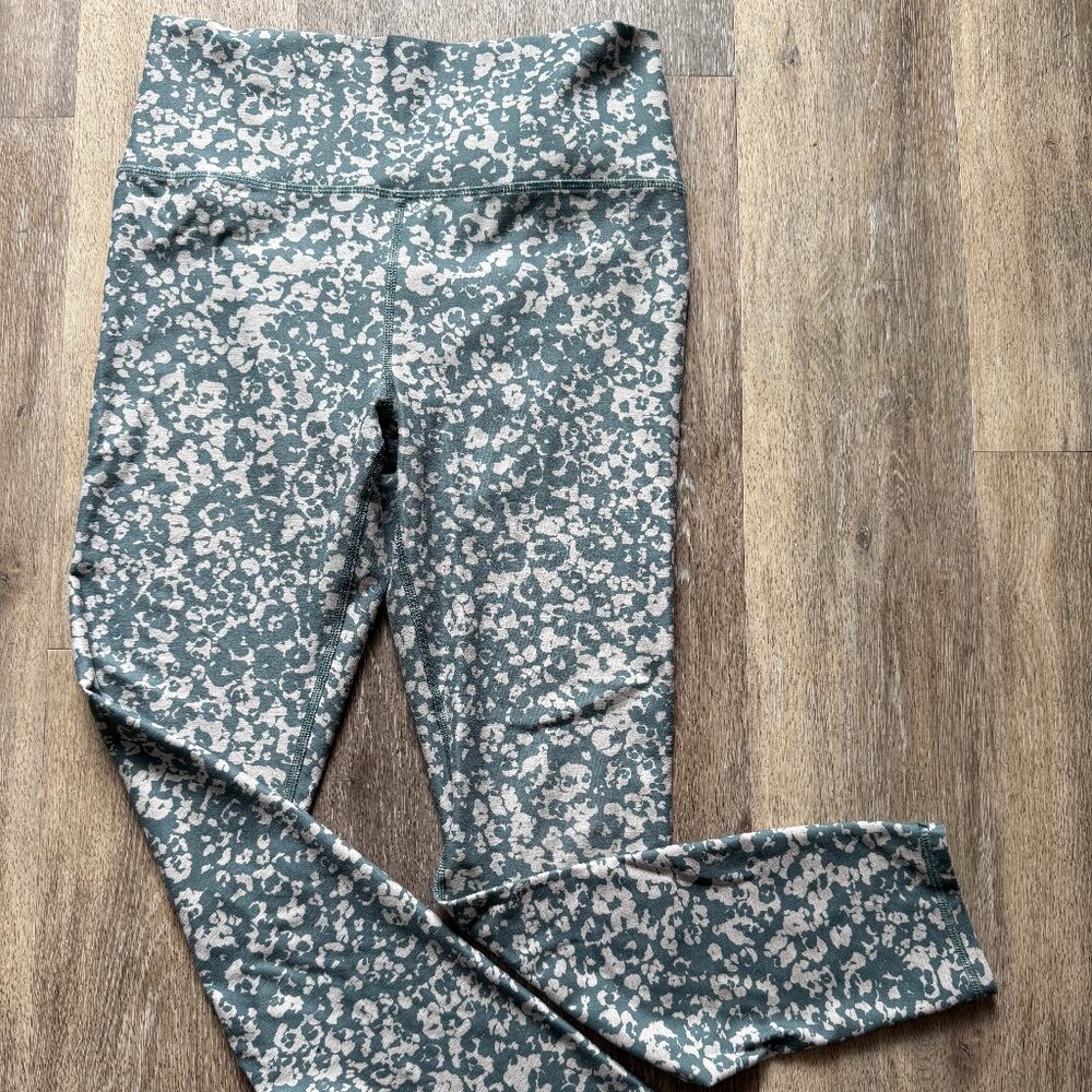 Vuori Clean Elevation Leggings